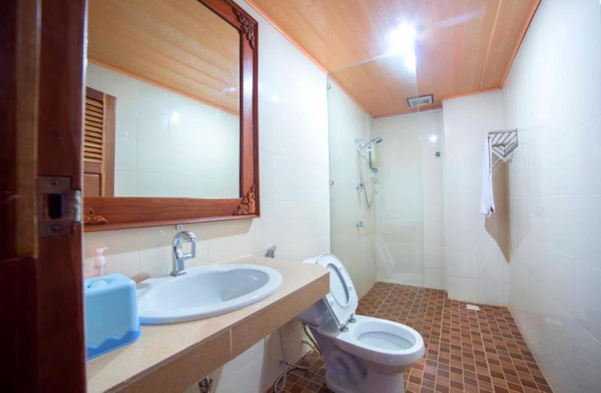 Banan Hotel Battambang Ngoại thất bức ảnh