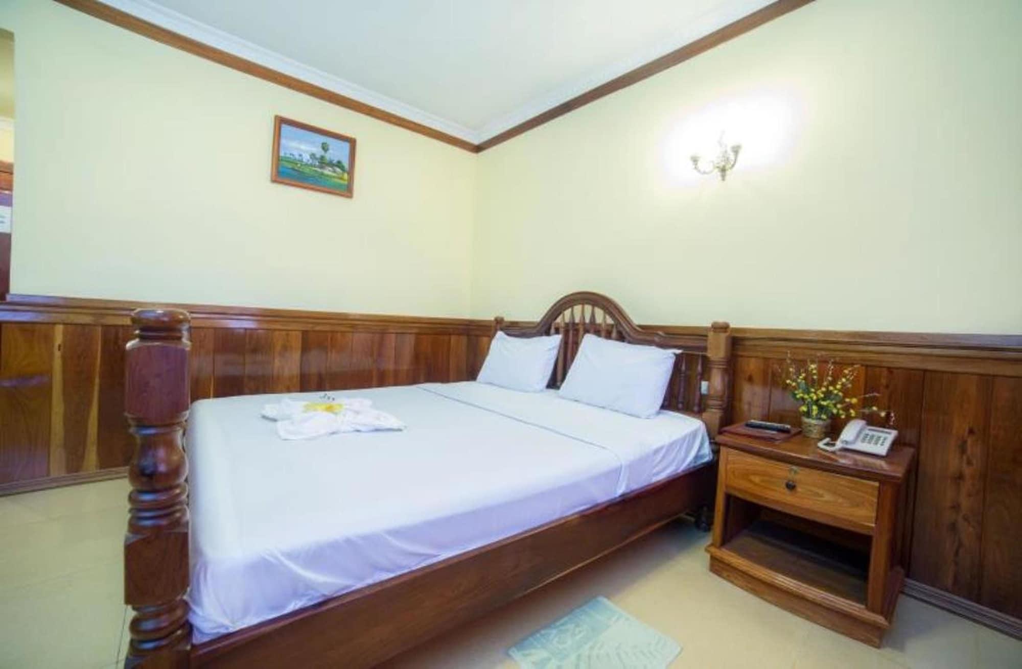 Banan Hotel Battambang Ngoại thất bức ảnh