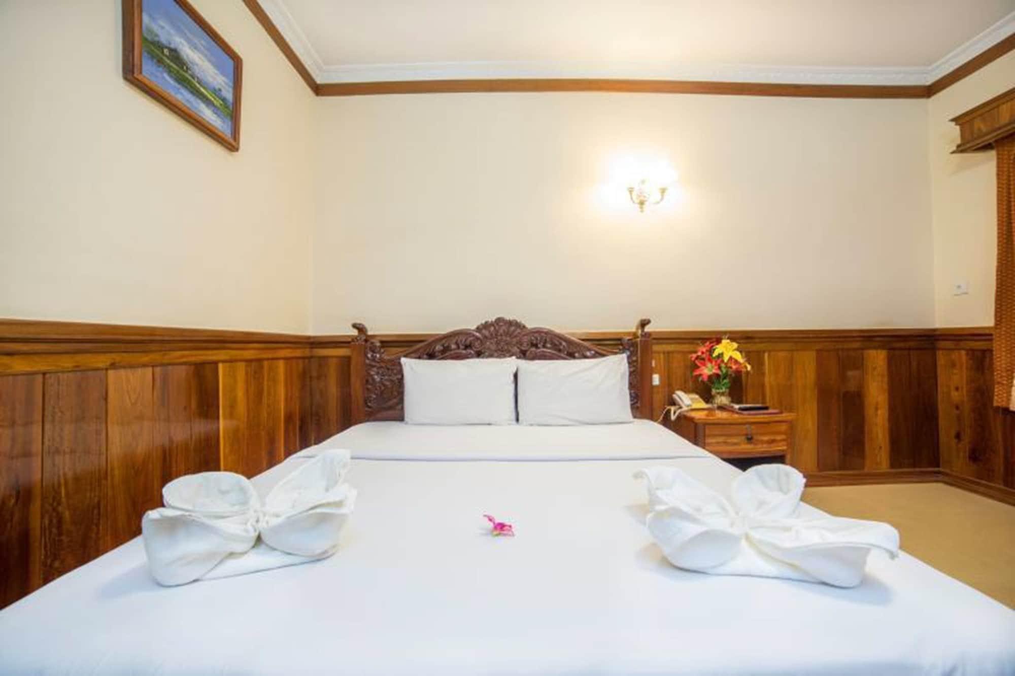 Banan Hotel Battambang Ngoại thất bức ảnh