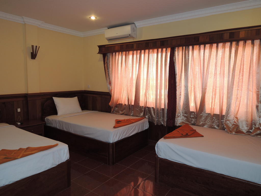 Banan Hotel Battambang Phòng bức ảnh