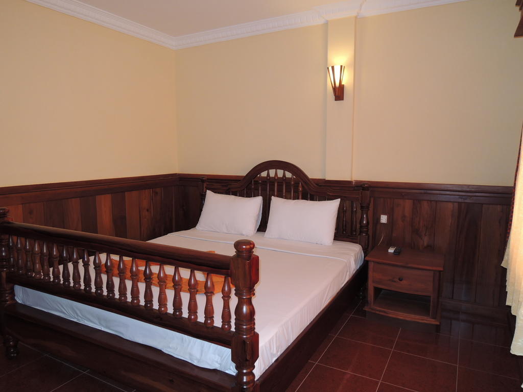 Banan Hotel Battambang Phòng bức ảnh